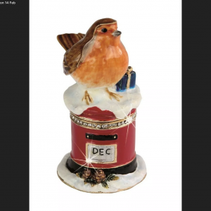 Trinket Box Robin on Postbox