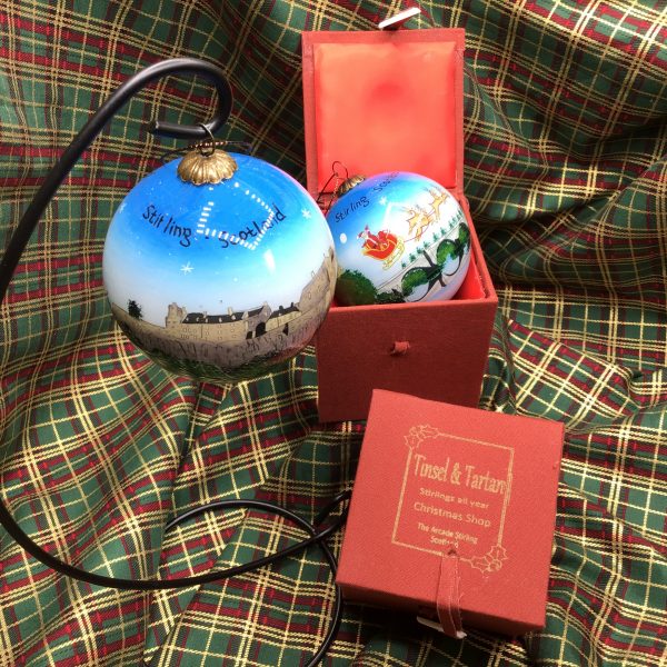 Boxed Handpainted Glass Bauble Saltire - Image 4
